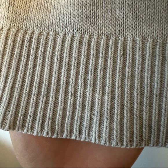 Everlane cotton mock neck crop sweater in heather gray, size xxs - Picture 2 of 5